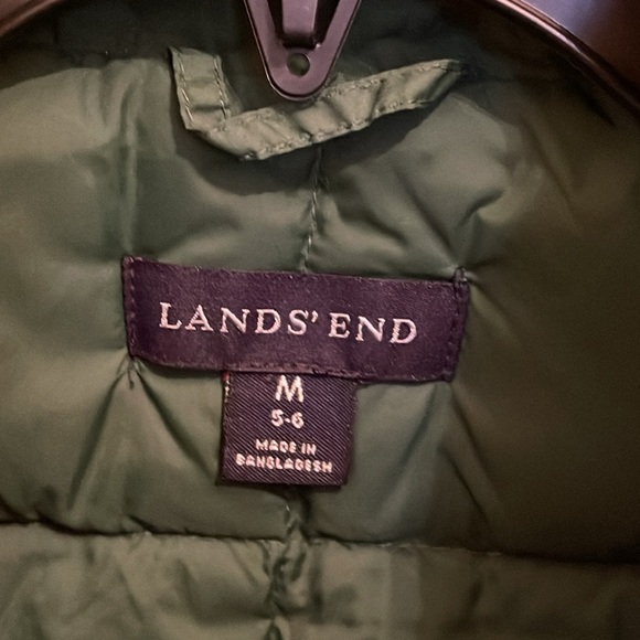 Lands' End Vest - LIKE NEW - Picture 5 of 6